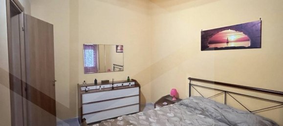 3 rooms Apartment in Casoria, Italy No. 23204 12