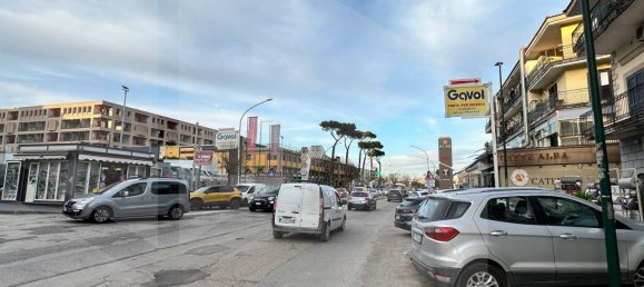 3 rooms Apartment in Casoria, Italy No. 23204 19