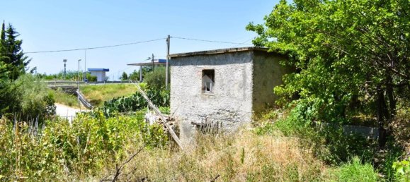 Дом с 6 комнатами в Палуди, Италия № 300815 23