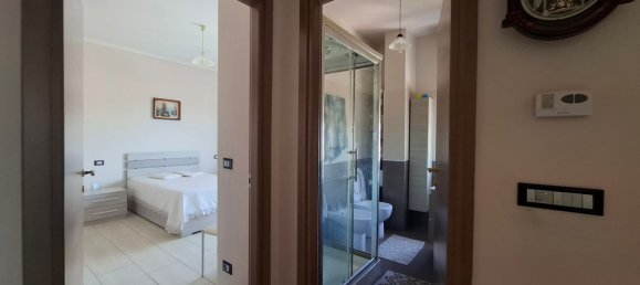 Apartamento de 4 divisões em Pontedera, Italy N.º 294506 9