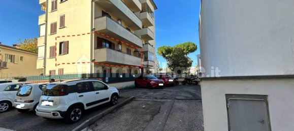 1 bedroom Apartment in Florence, Italy No. 213748 2