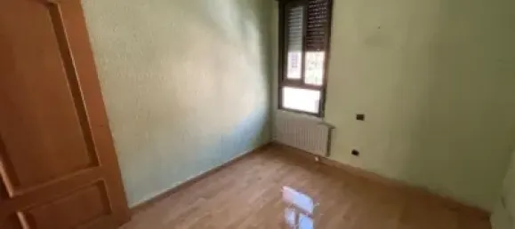 Apartamento de 3 dormitorios en Fuenlabrada, Spain No. 178789 7