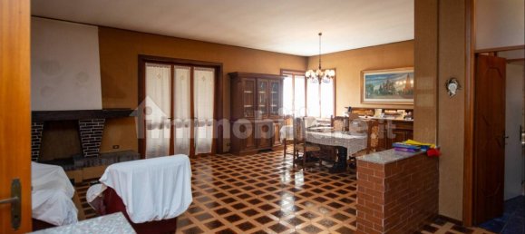 Villa de 6 dormitorios en Sona, Italy No. 115670 16
