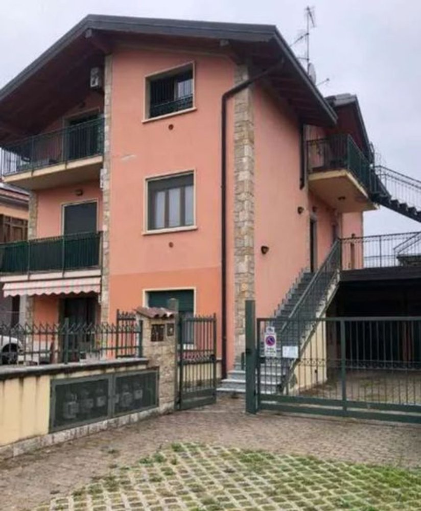 2-Zimmer Wohnung in Morazzone, Italy, Nr. 201232