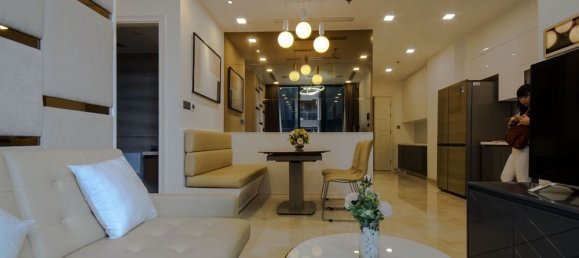 2 rooms Office in District 1, Vietnam No. 18043 2