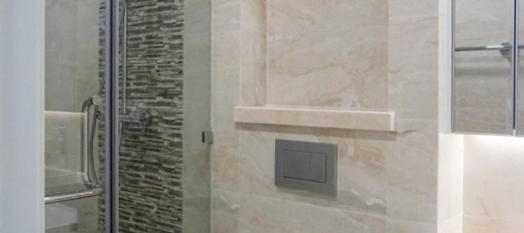 2 rooms Office in District 1, Vietnam No. 18043 11