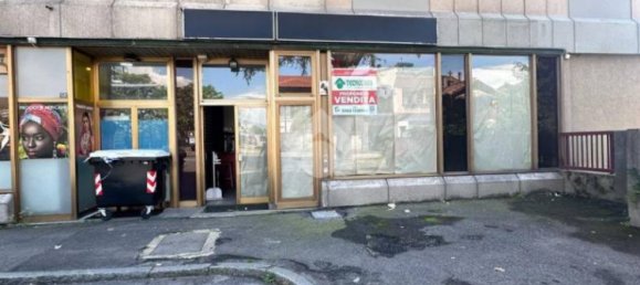 1 room Commercial property in Desio, Italy No. 108907 12