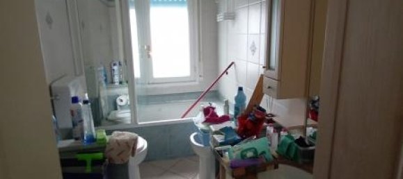 5 rooms Apartment in Imperia, Italy No. 230285 9