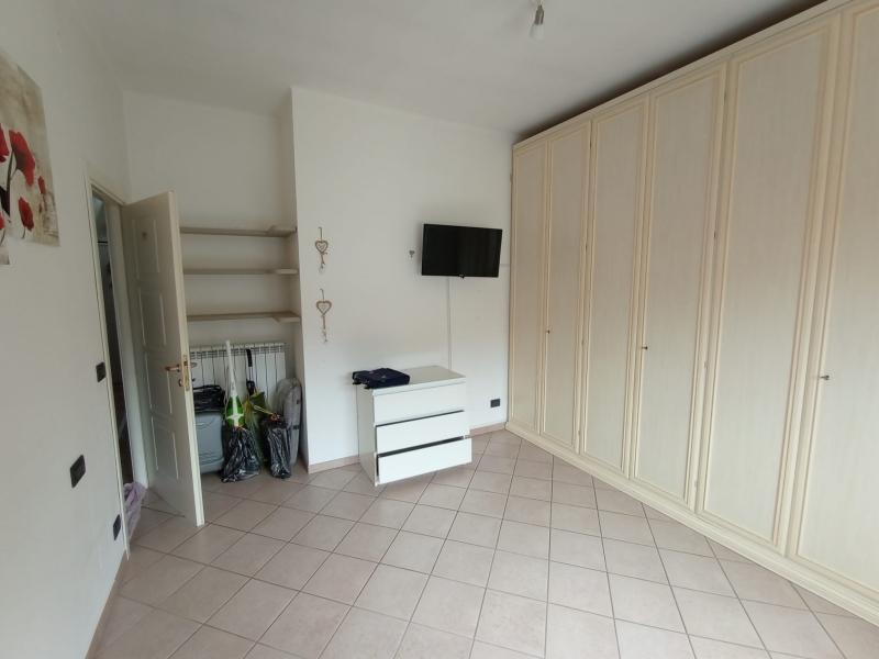 5 rooms Apartment in Imperia, Italy No. 230285