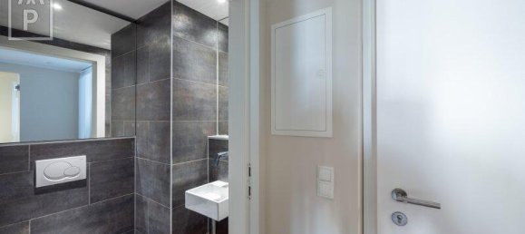 2 rooms Penthouse in Wieden, Austria No. 188078 6