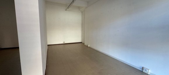 98m² Commercial property in Terni, Italy No. 173952 14