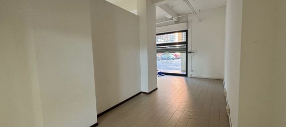 98m² Commercial property in Terni, Italy No. 173952 11