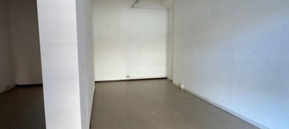 98m² Commercial property in Terni, Italy No. 173952 16