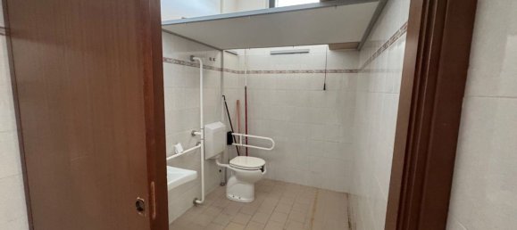 98m² Commercial property in Terni, Italy No. 173952 6