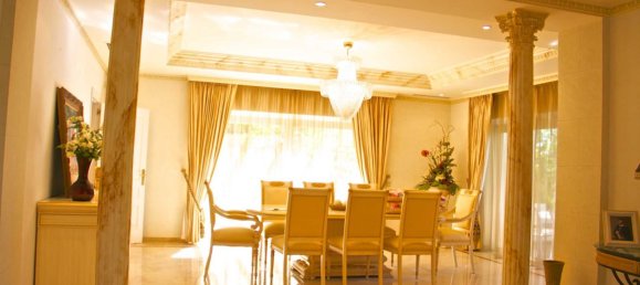 5 Schlafzimmer Villa in Marbella, Spain, Nr. 9914 7