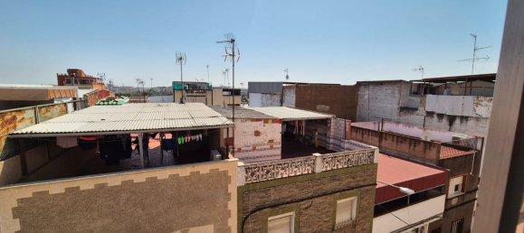 Apartamento de 4 dormitorios en Badajoz, Spain No. 168950 13