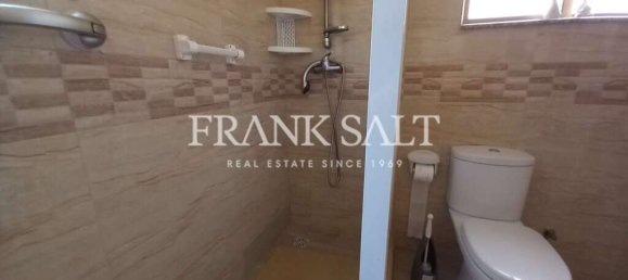 3 غرف نوم طابقين في Paola, Malta رقم 5124 10