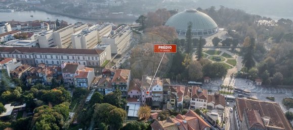 20 bedrooms House in Porto, Portugal No. 17019 3