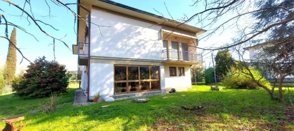 12 rooms Villa in Lucca, Italy No. 30230 4