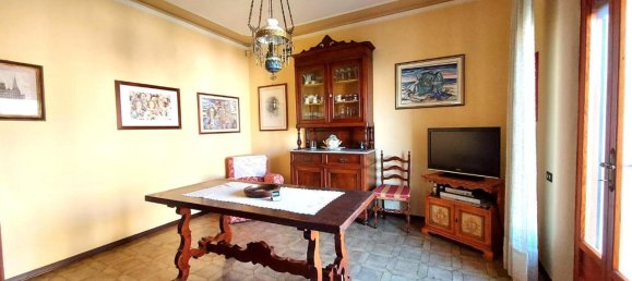 12 rooms Villa in Lucca, Italy No. 30230 6