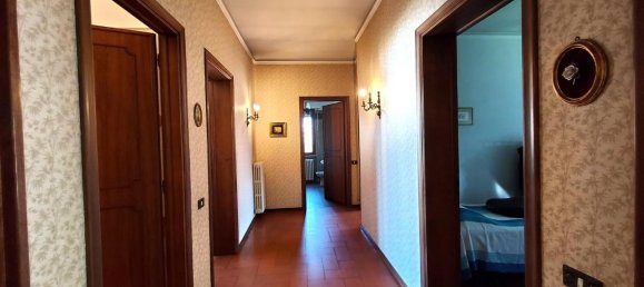 12 rooms Villa in Lucca, Italy No. 30230 2