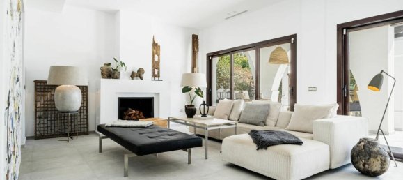 5 bedrooms Villa in Marbella, Spain No. 82174 10