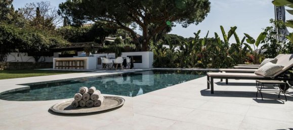 5 bedrooms Villa in Marbella, Spain No. 82174 32