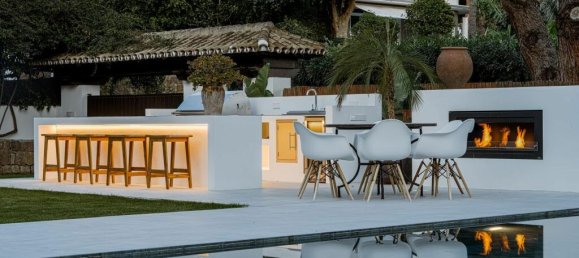 5 bedrooms Villa in Marbella, Spain No. 82174 20