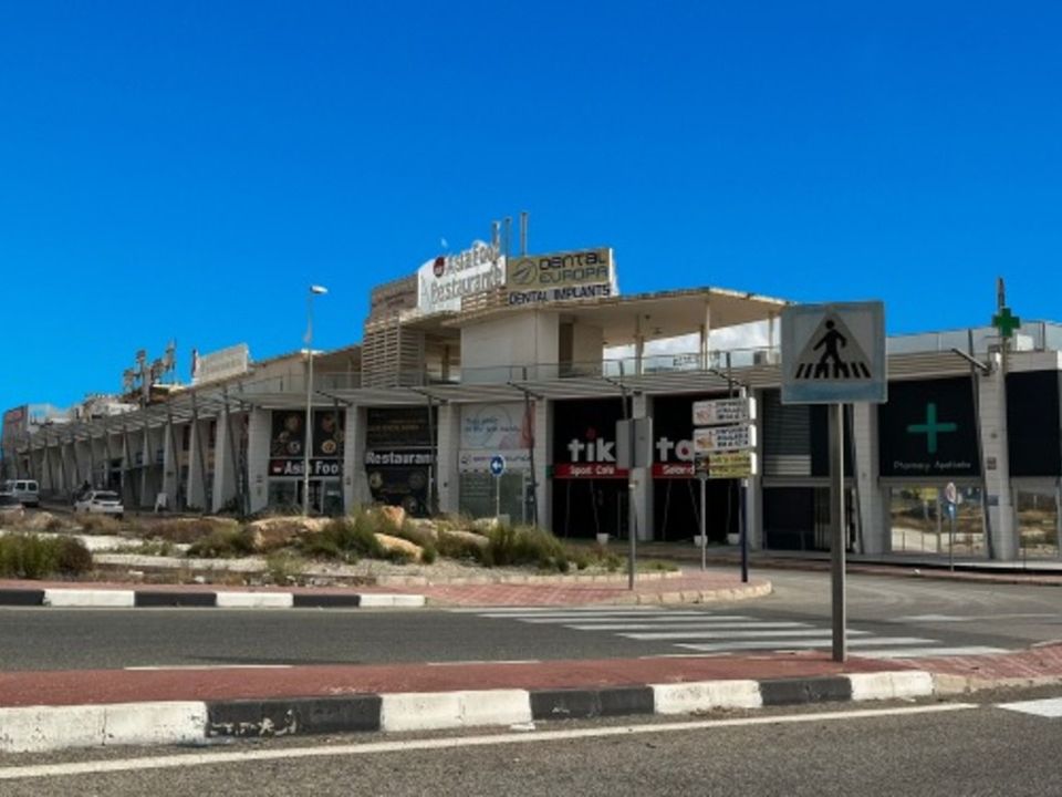 Коммерческая недвижимость в Сьюдад Кесада, Испания № 184641