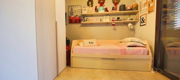 Apartamento de 4 divisões em Taranto, Italy N.º 273104 11