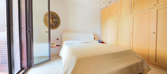 Apartamento de 4 divisões em Taranto, Italy N.º 273104 8