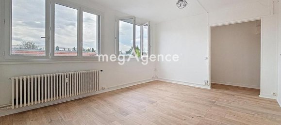 1 bedroom Apartment in Meulan-en-Yvelines, France No. 296042 8