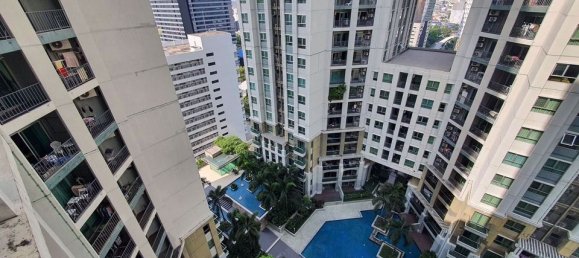 3 bedrooms Condo in Belle Grand Rama 9 Bangkok, Thailand No. 29648 14