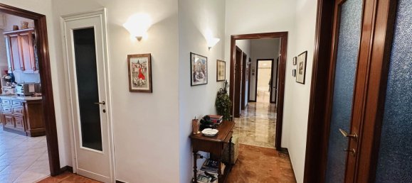 3 bedrooms Building in Florence, Italy No. 358169 25