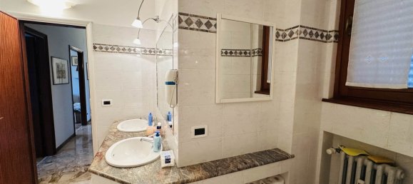 3 bedrooms Building in Florence, Italy No. 358169 18