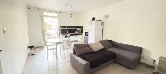 Propiedad comercial de 3 dormitorios en Clermont-l'Herault, France No. 202720 5