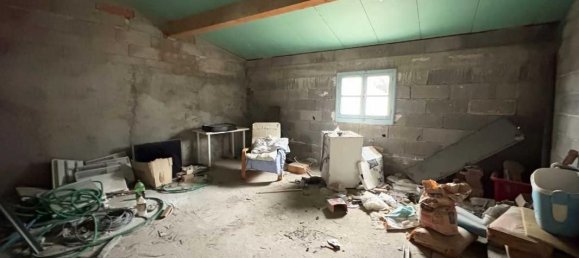 Propiedad comercial de 3 dormitorios en Clermont-l'Herault, France No. 202720 8