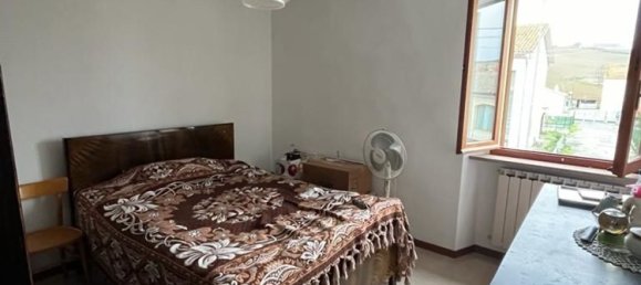 Casa de 5 divisões em Serra de' Conti, Italy N.º 79102 8