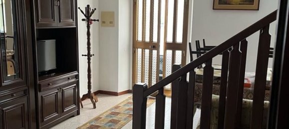 Casa de 5 divisões em Serra de' Conti, Italy N.º 79102 2