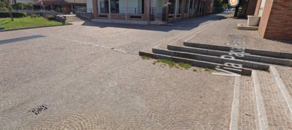 Apartamento de 3 dormitorios en Montichiari, Italy No. 364311 3