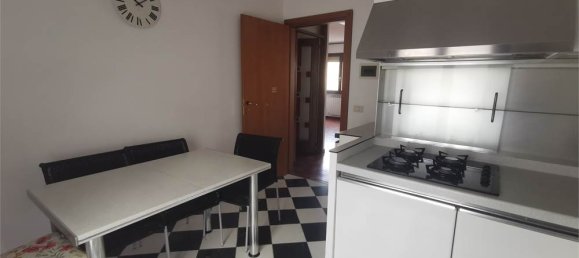4 rooms Apartment in Arezzo, Italy No. 222916 6