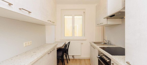 2-salle Appartement à Eggenberg, Austria No. 244983 12