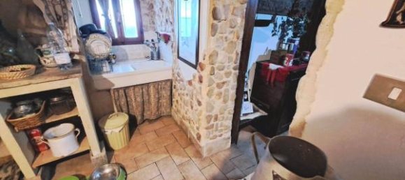 3 rooms Castles in Campello sul Clitunno, Italy No. 149636 14