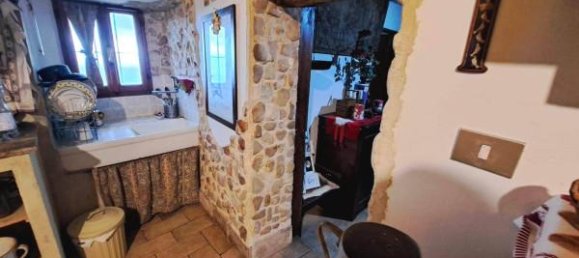 3 rooms Castles in Campello sul Clitunno, Italy No. 149636 10