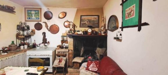 3 rooms Castles in Campello sul Clitunno, Italy No. 149636 7