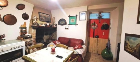 3 rooms Castles in Campello sul Clitunno, Italy No. 149636 5