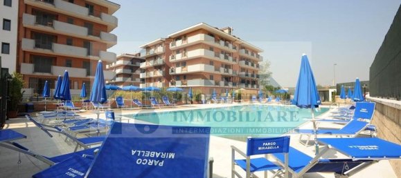 4 rooms Apartment in San Nicola la Strada, Italy No. 141690 2