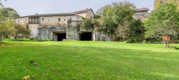 20 bedrooms House in Charente, France No. 334169 14