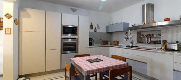 6 rooms Villa in Cecina, Italy No. 216412 8