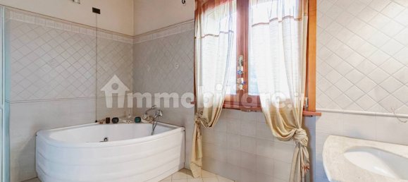 3 bedrooms House in Ottobiano, Italy No. 355697 38